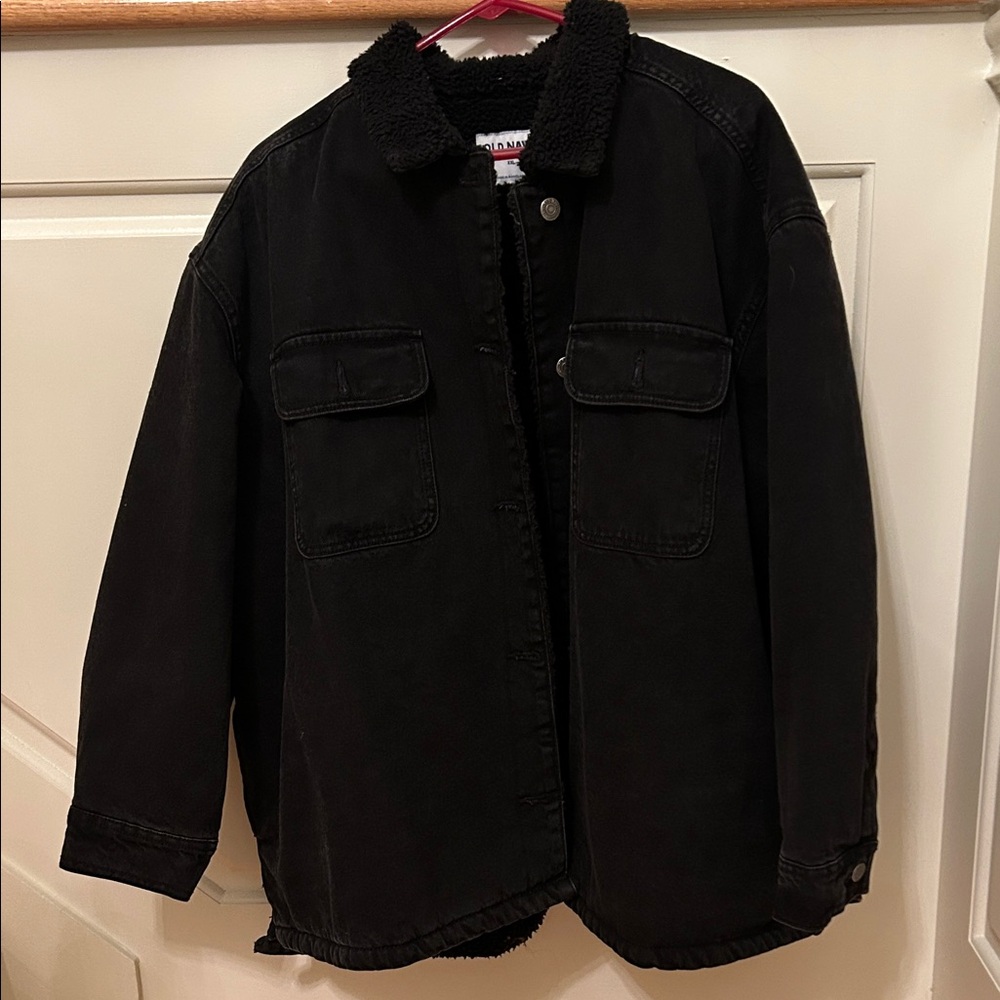 Old Navy boyfriend style Black denim Sherpa lined jacket